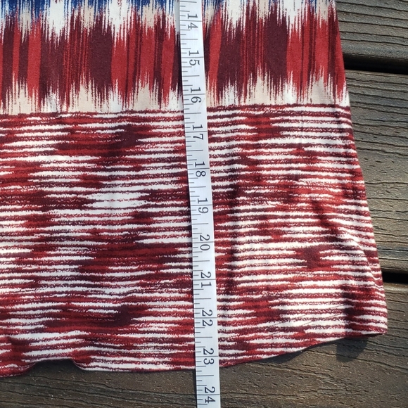 Skies are Blue Top - Picture 6 of 8